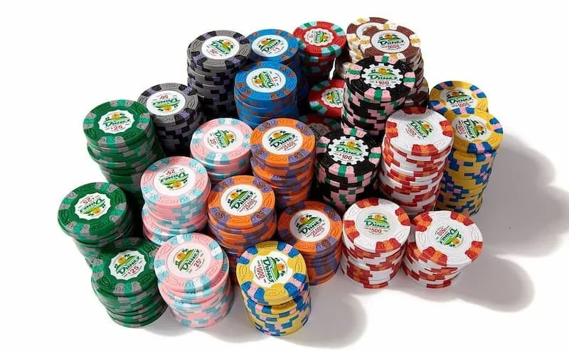 Bluff được coi là kỹ thuật cần thiết trong Poker